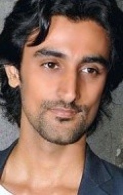 Kunal Kapoor - bio and intersting facts about personal life.
