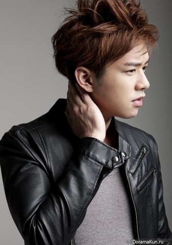 Kwon Hyun Sang - bio and intersting facts about personal life.
