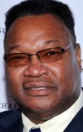 Recent Larry Holmes pictures.