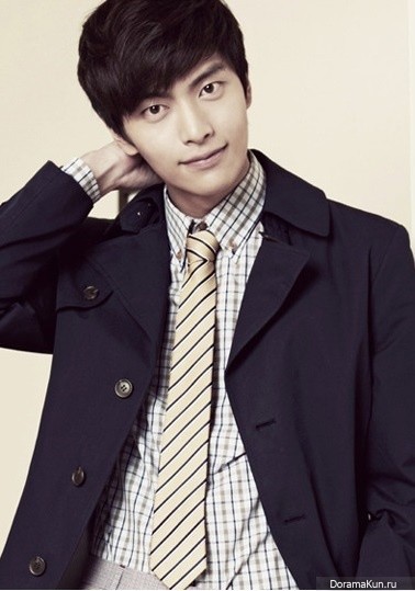 Lee Min Ki - bio and intersting facts about personal life.