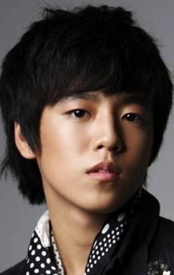 Lee Hyun Woo pictures