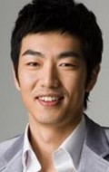 Lee Jong Hyuk - bio and intersting facts about personal life.