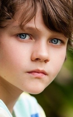Levi Miller pictures