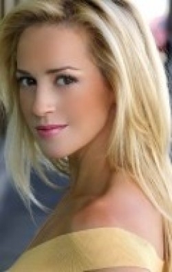 Louise Linton - bio and intersting facts about personal life.