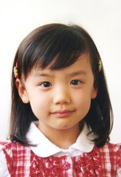 Mana Ashida - bio and intersting facts about personal life.