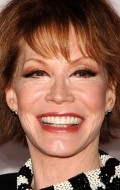 Recent Mary Tyler Moore pictures.