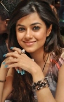 Meera Chopra - bio and intersting facts about personal life.