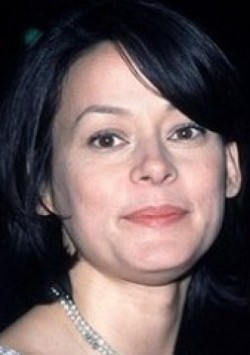 Meg Tilly - bio and intersting facts about personal life.