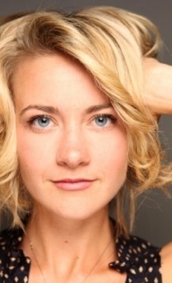 Meredith Hagner pictures