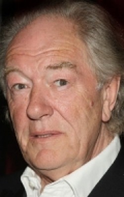 Michael Gambon - bio and intersting facts about personal life.