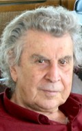 Mikis Theodorakis - bio and intersting facts about personal life.