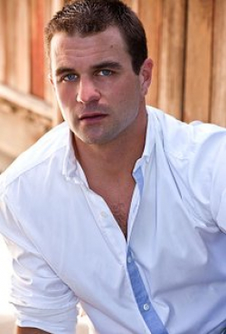 Recent Milo Gibson pictures.
