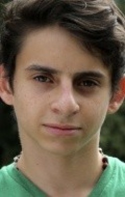 Moises Arias - bio and intersting facts about personal life.