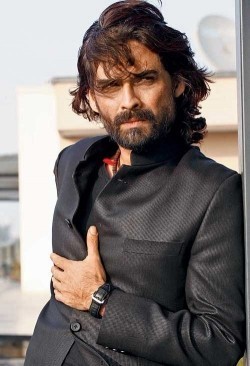Mukul Dev - bio and intersting facts about personal life.