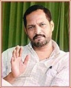 Nana Patekar - bio and intersting facts about personal life.
