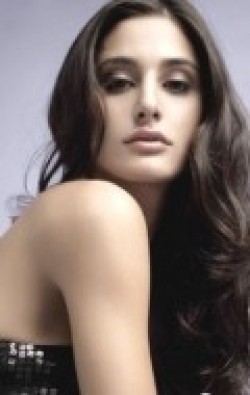 Nargis Fakhri - bio and intersting facts about personal life.