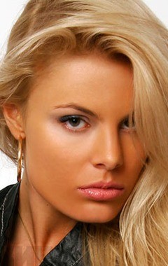 Natalya Dvoretskaya - bio and intersting facts about personal life.