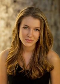 Nathalia Ramos - bio and intersting facts about personal life.