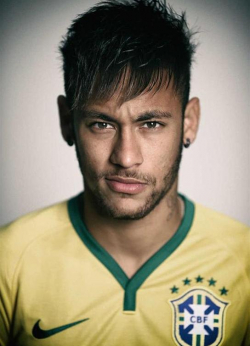Recent Neymar pictures.