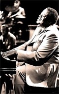 Oscar Peterson - wallpapers.