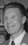 Ozzie Nelson - bio and intersting facts about personal life.