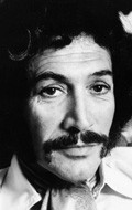 Peter Wyngarde - bio and intersting facts about personal life.