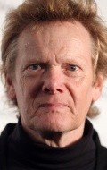 Philippe Petit - bio and intersting facts about personal life.