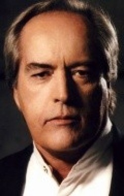 Recent Powers Boothe pictures.