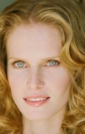 Rebecca Mader - bio and intersting facts about personal life.