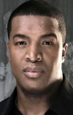 All best and recent Roger Cross pictures.