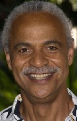 Ron Glass - wallpapers.