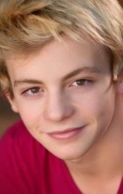 Ross Lynch - bio and intersting facts about personal life.
