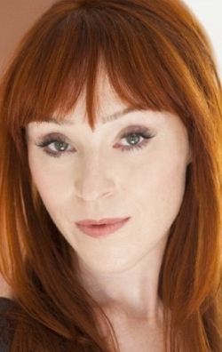 Ruth Connell pictures