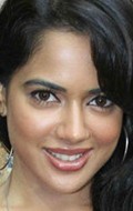 Sameera Reddy - bio and intersting facts about personal life.