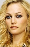 All best and recent Sarah Wynter pictures.
