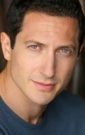 Sasha Roiz - bio and intersting facts about personal life.