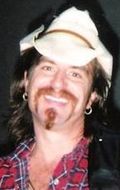 Scott McNeil - bio and intersting facts about personal life.