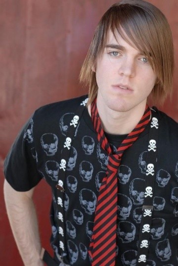 Shane Dawson - bio and intersting facts about personal life.