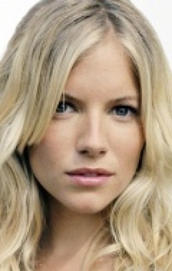 Sienna Miller - bio and intersting facts about personal life.