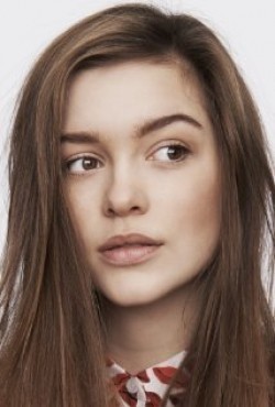 Sophie Cookson - bio and intersting facts about personal life.