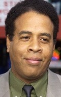 Stanley Clarke - bio and intersting facts about personal life.