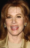 Stefanie Powers - bio and intersting facts about personal life.