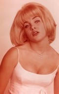 Sue Lyon - bio and intersting facts about personal life.
