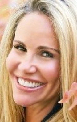 Tawny Kitaen - bio and intersting facts about personal life.