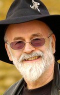 Terry Pratchett - bio and intersting facts about personal life.