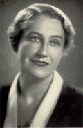Thea von Harbou - bio and intersting facts about personal life.