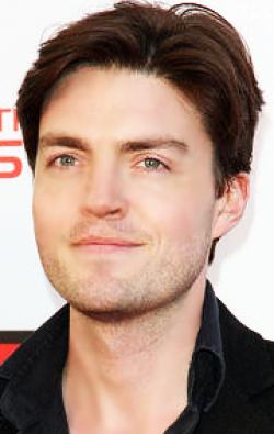 Tom Burke pictures