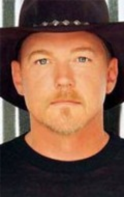 Trace Adkins - bio and intersting facts about personal life.
