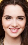 Vanessa Marano - bio and intersting facts about personal life.