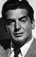 Victor Mature pictures